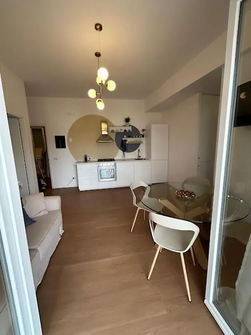 Momenti Di Felicita A Roma Apartment  Rome