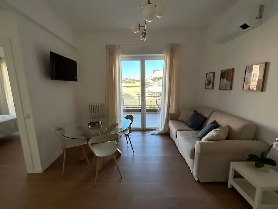 Momenti Di Felicita A Roma Apartment