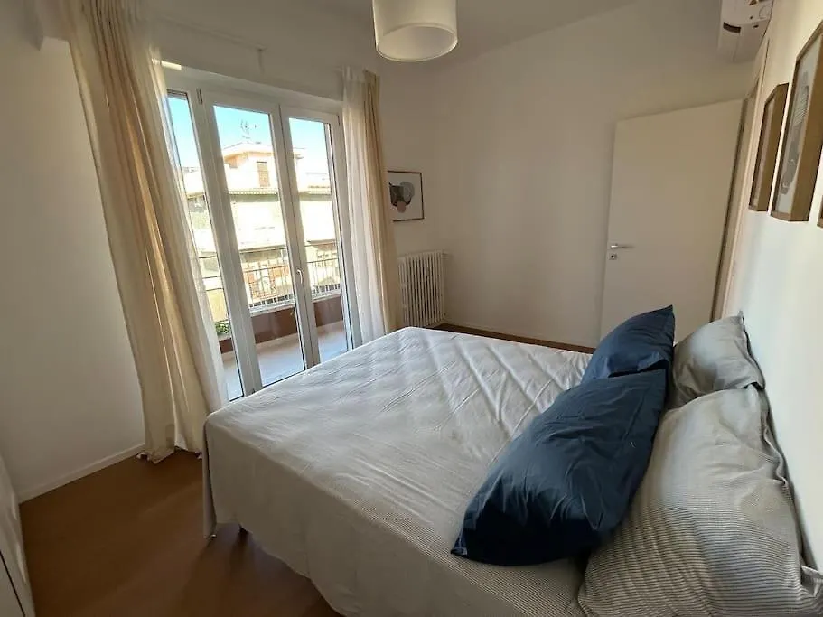 Momenti Di Felicita A Roma Apartment Italy