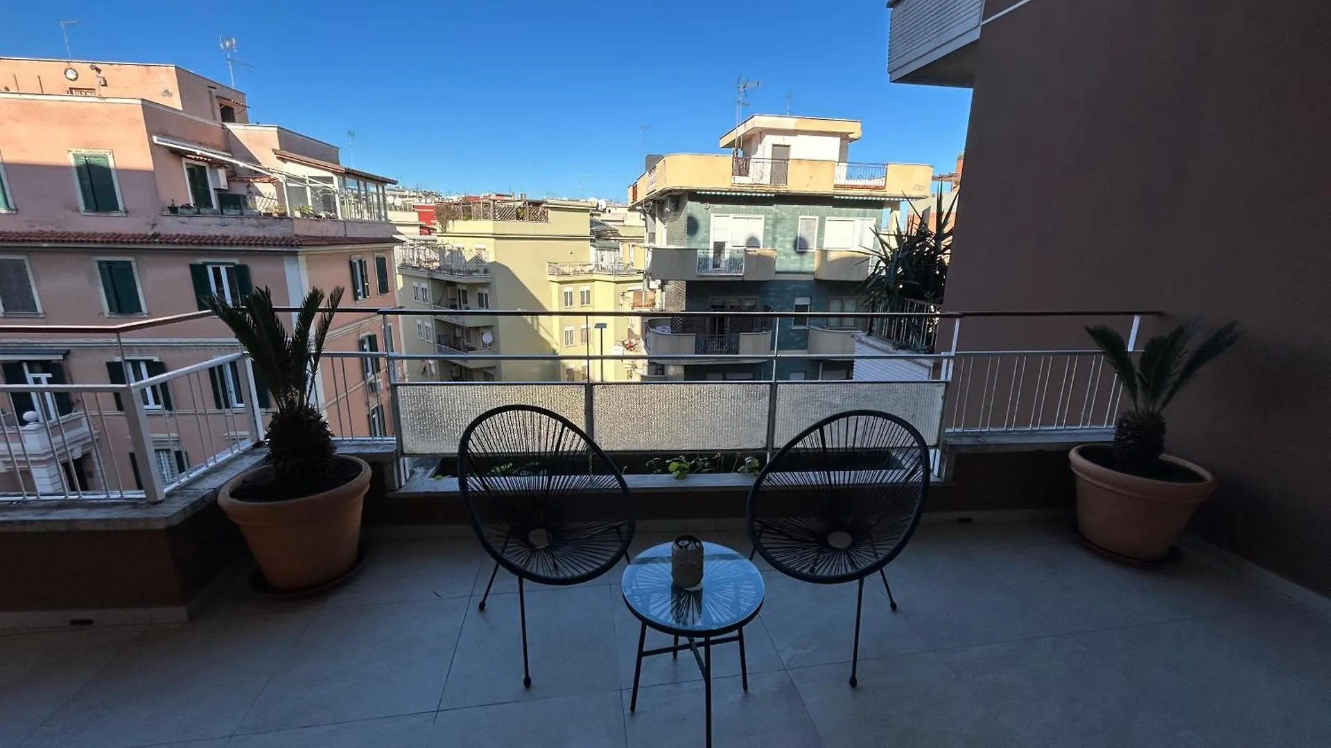 Momenti Di Felicita A Roma Apartment Italy